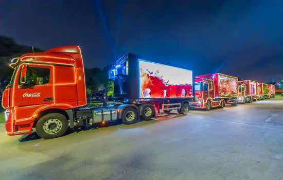 Santo André e São Bernardo recebem Caravanas Iluminadas de Natal da Coca-Cola