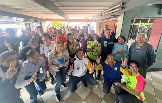 Deputada Carla Morando visita campo do Pérola Futebol Clube no bairro Assunção