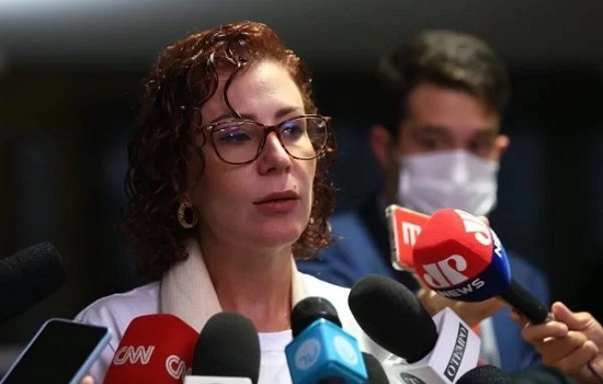 Carla Zambelli e André Valadão têm perfis suspensos nas redes sociais