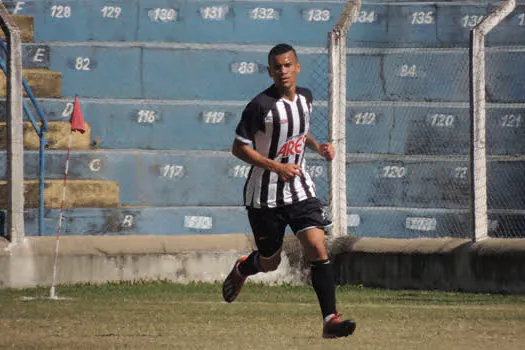 Carlinhos comemora gol contra a Ponte Preta e já projeta sequência do time