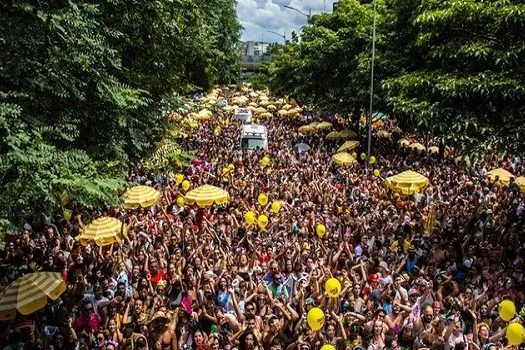 Prefeitura de São Paulo espera carnaval com 15 milhões de pessoas e sem restrições