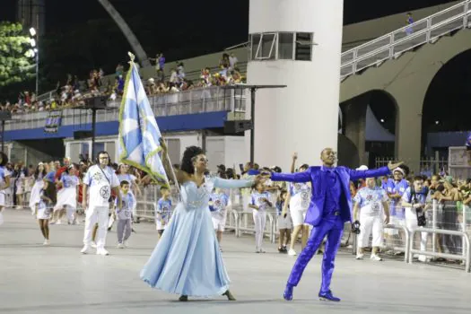 RedeTV! decide retornar com Bastidores do Carnaval em 2024