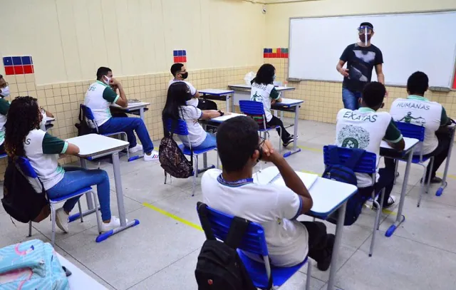 Escolas estaduais se preparam para o Carnaval com ações temáticas