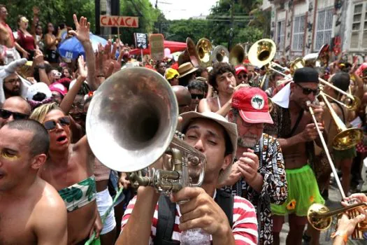 Carnaval deve injetar R$ 4,5 bilhões na economia do Rio de Janeiro