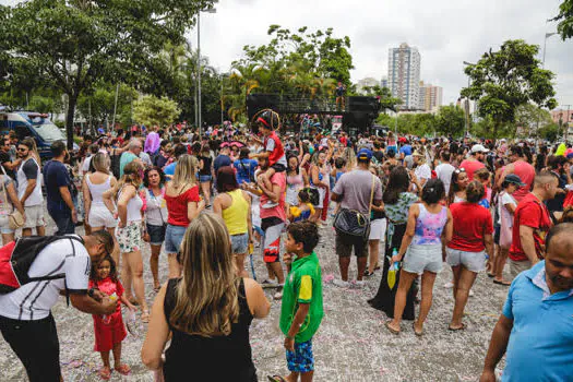 Pré-Carnaval agita São Caetano neste domingo