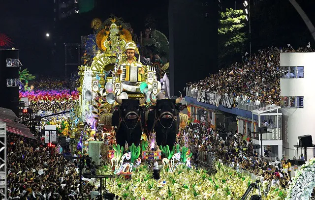 Ensaios técnicos para o Carnaval 2023 começam no sambódromo de SP