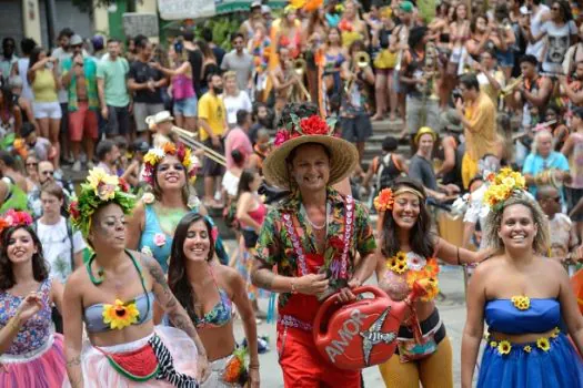 Carnaval tem previsão de chuvas e queda na temperatura