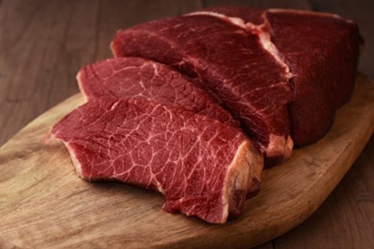 Consumo de carne bovina no Brasil deve cair ao menor nível em 26 anos