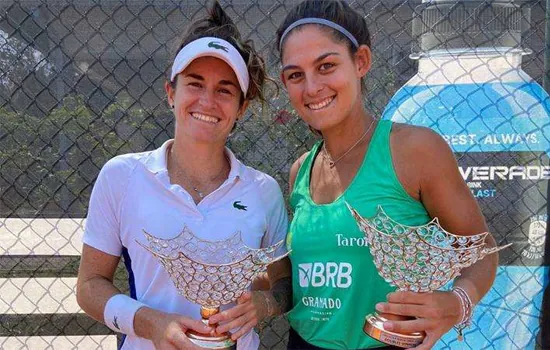 Carol Meligeni é campeã de duplas com Andrea Gamiz em torneio na Sérvia