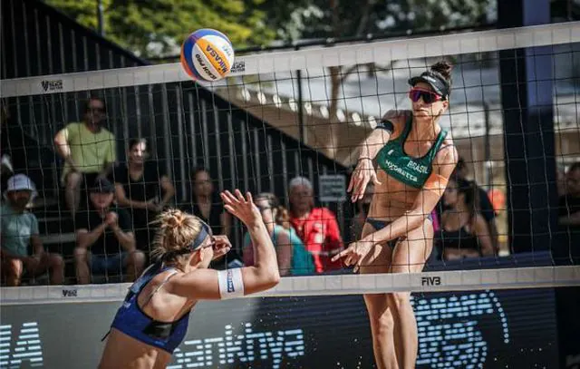 Circuito Mundial: Carol Solberg chega à marca de 200 eventos organizados pela FIVB