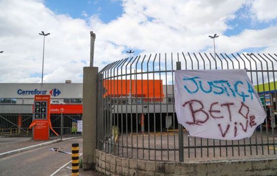 Polícia indicia seis pela morte de João Alberto em Carrefour de Porto Alegre