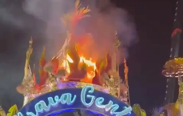 Parte do abre-alas da Beija-Flor pega fogo antes de desfile na Sapucaí