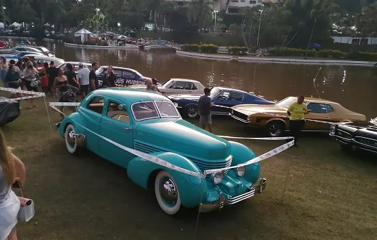 Maior encontro de autos antigos do Brasil termina com premiação e emoção