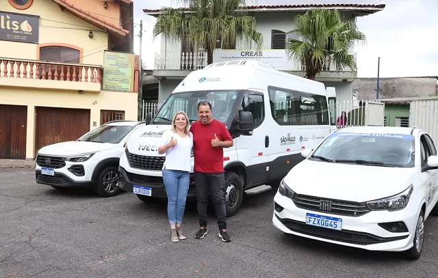 Prefeitura de Mauá recebe três carros para serviços assistenciais