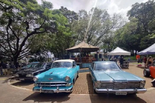 Bosque do Povo em São Caetano, tem encontro de carros antigos neste domingo