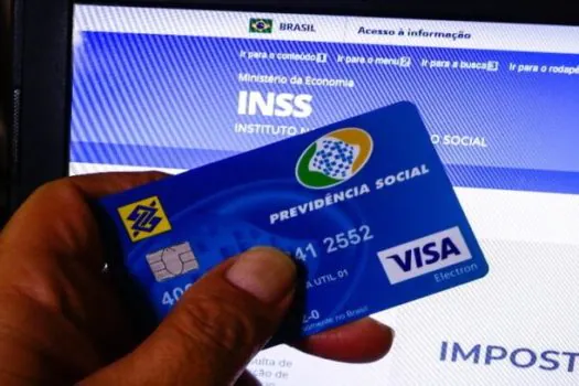 Governo lançará cartão virtual para beneficiários do INSS com clube de vantagem