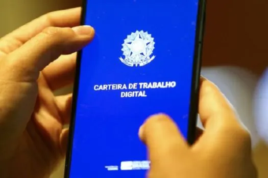 Brasil tem taxa de informalidade de 38,9% no trimestre até novembro, aponta IBGE