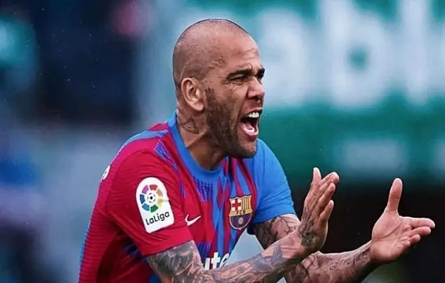 MP da Espanha pede manutenção da prisão preventiva de Daniel Alves