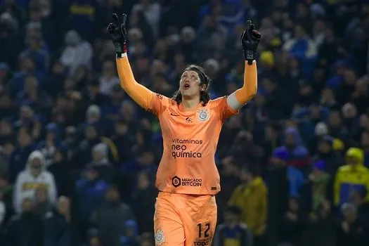 Cássio celebra classificação do Corinthians: ‘Jogamos do jeito que dava’