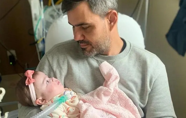 Juliano Cazarré anuncia alta da filha após sete meses internada