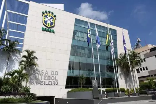 CBF vai exigir vacinação completa dos jogadores em torneios da entidade neste ano