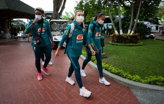 Seleção feminina desembarca na Colômbia para disputar Copa América