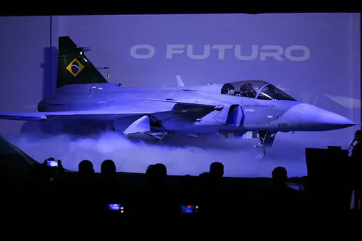 Novo caça Gripen F-39E é apresentado a autoridades em Brasília_x000D_