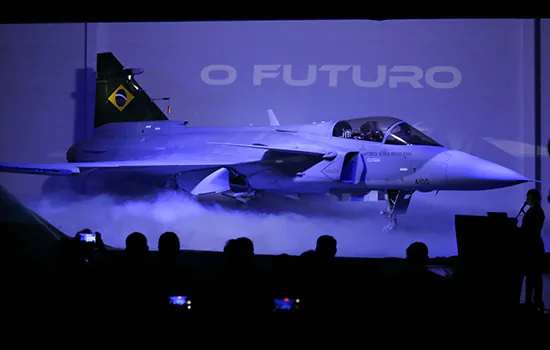 Novo caça Gripen F-39E é apresentado a autoridades em Brasília_x000D_