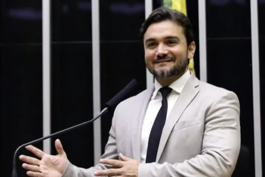 Planalto confirma Celso Sabino no Turismo e Centrão ganha espaço no governo Lula