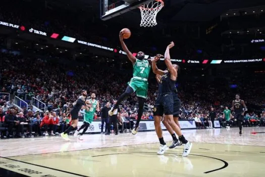 Celtics batem Raptors por 2 pontos e chegam a 9 vitórias seguidas na NBA