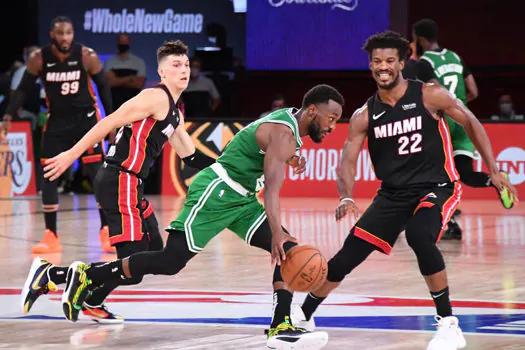 Celtics tentam repetir último jogo para empatar série contra Miami Heat