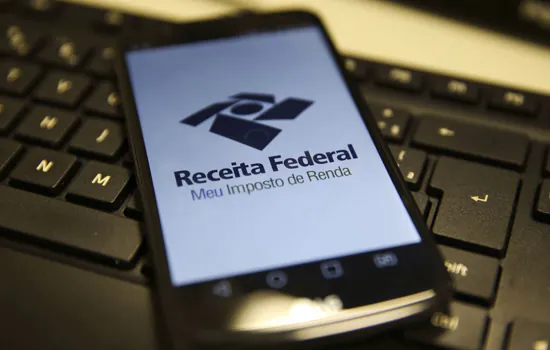 Receita Federal abre consulta ao quarto lote de restituição do IR 2021