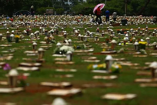 DF oferece atendimento psicológico em cemitérios neste feriado