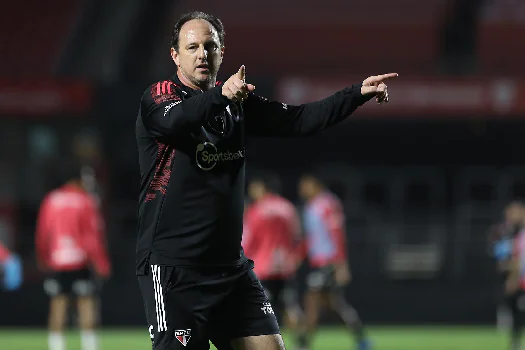 Rogério Ceni tem retorno de duas peças ao treino do São Paulo