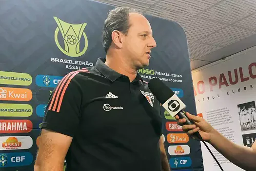 Ceni diz que faltou força física ao São Paulo no Rio: “Foi mais combate que jogo”