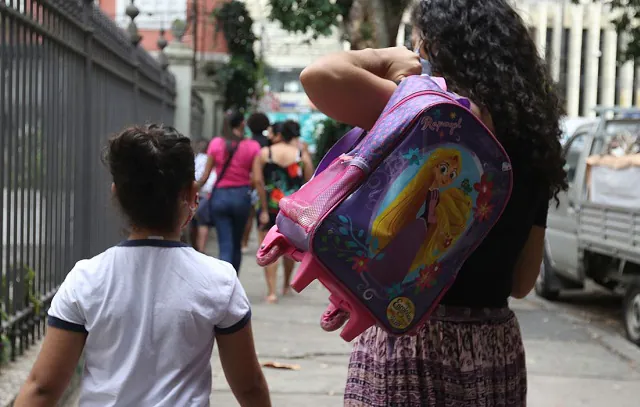 Censo Escolar: matrículas na educação básica cresceram em 2022