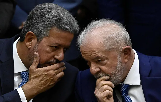 Lula se blinda de negociação no varejo para evitar desgastes com Centrão