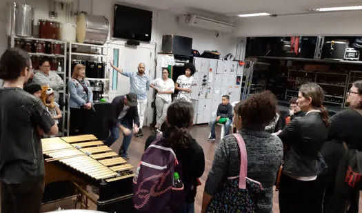 Alunos do Centro Livre de Música de São Bernardo visitam UNESP