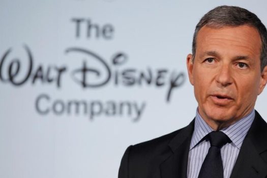 CEO da Disney critica greves de atores e de roteiristas: ‘Muito perturbador para mim’