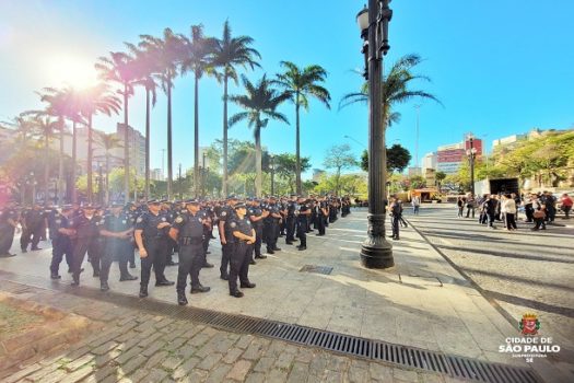 SP: Novos guardas civis metropolitanos participam de cerimônia no Centro