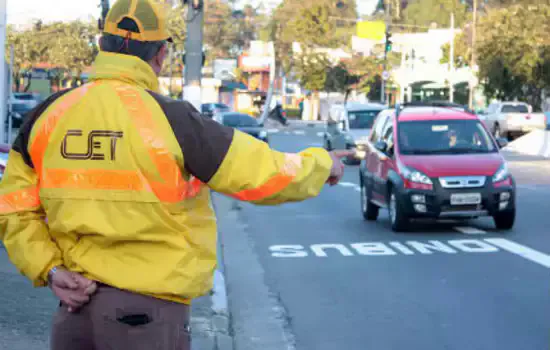 CET interdita Rua Francisco Polito na Vila Prudente