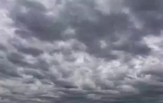 Calor e fortes pancadas de chuva no Centro-Oeste