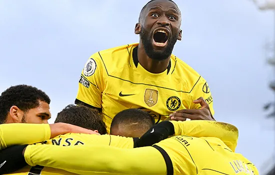 Chelsea triunfa contra o Crystal Palace no 1º jogo após Mundial