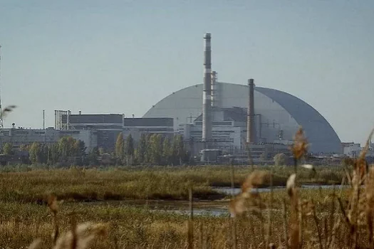 Ucrânia anuncia que eletricidade em usina nuclear de Chernobyl foi restabelecida