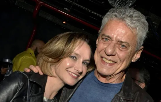 Chico Buarque e Carol Proner vão se casar em Petrópolis (RJ)