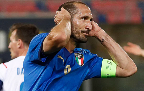 Chiellini planeja se despedir da seleção italiana em jogo contra Argentina