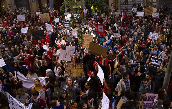 Chile investiga violação de direitos humanos na repressão a protestos