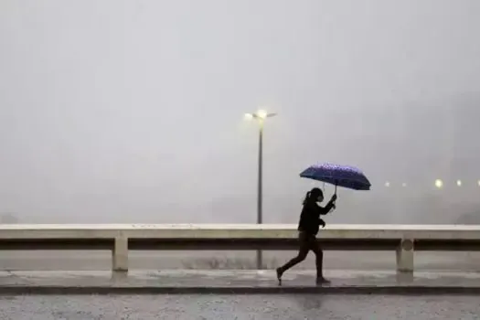 Chove em São Paulo quase 50% do esperado para o mês de fevereiro