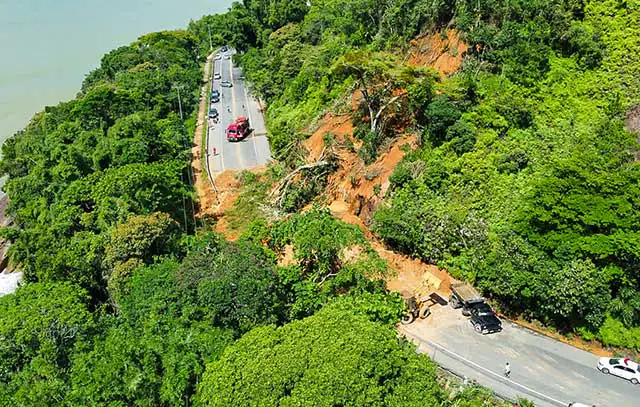 Cidades do interior e do Litoral de SP castigadas pelas chuvas