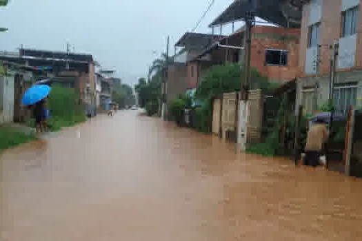 Fortes chuvas e deslizamentos deixam ao menos 30 mortos em Minas Gerais